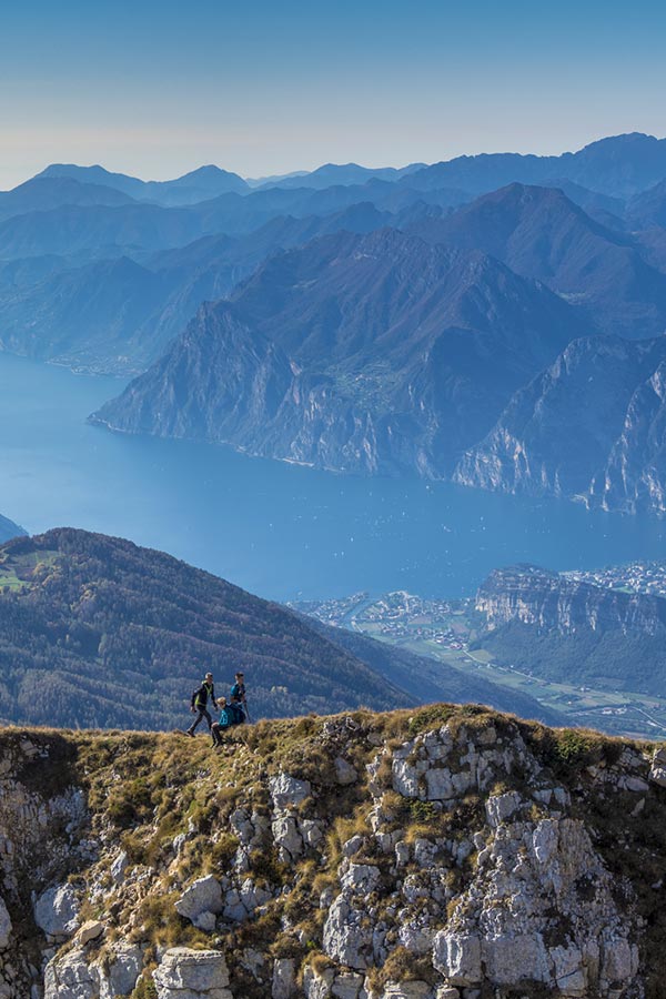 Attività Outdoor e Avventure in Trentino e sul Lago di Garda | Mmove FRIENDS OF ARCO SRL | Partner & friend